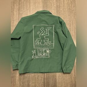 Green men’s wind breaker